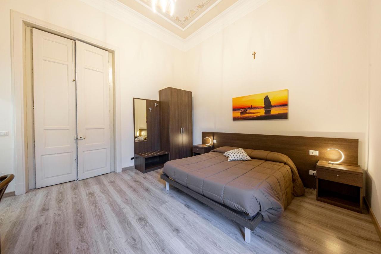 B&B Ambitious CTA Eksteriør bilde